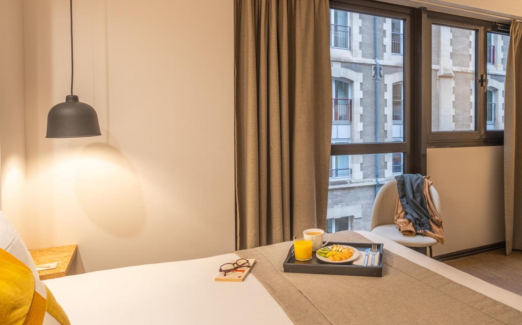Hotel Izzy Issy-les-Moulineaux Dış mekan fotoğraf
